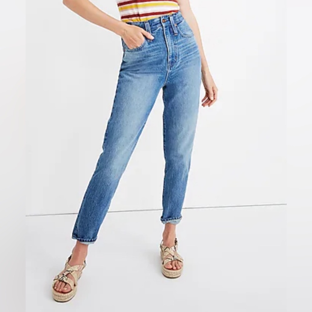 Madewell NWT The Mom Jean.